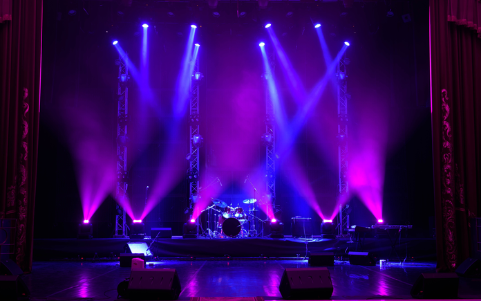 Stage Lighting shows speaker system with TruExtent beryllium cones and domes