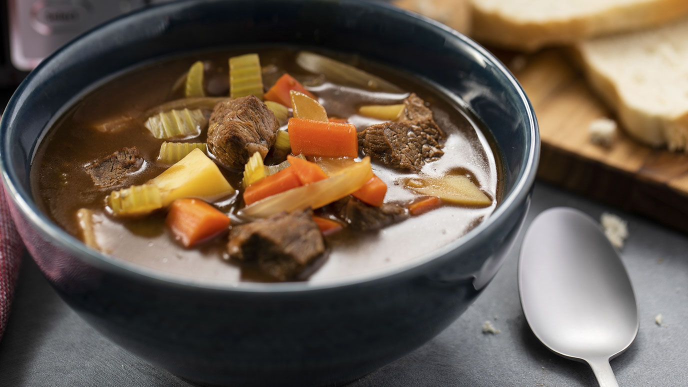 slow_cooker_beef_stew2000x1125.jpg