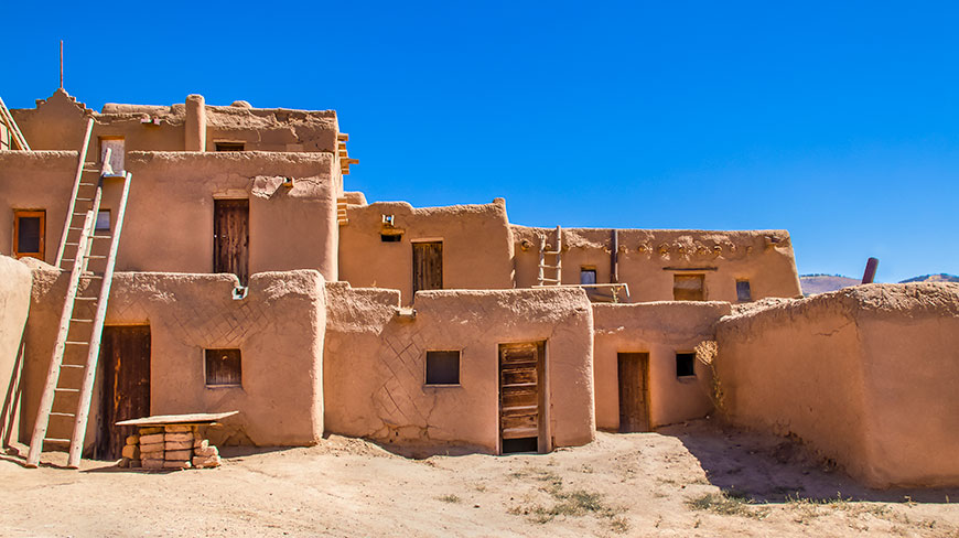 25065-US-NM-SantaFe-Taos-Pueblo-lghoz.jpg