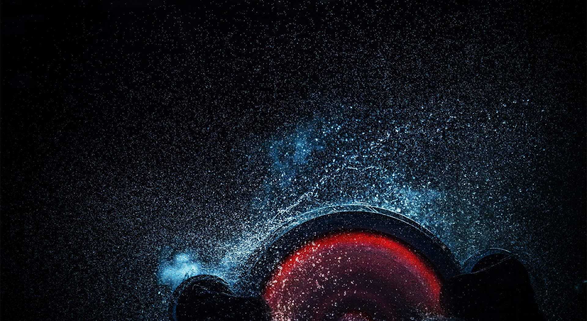 Supporting manufacturing with powder solutions