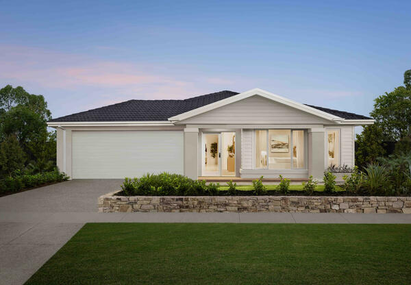 Glenbrook: Comfortable and Modern Family Design