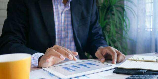 Money Advice for Young CEOs Who Are Trying to Build a Business