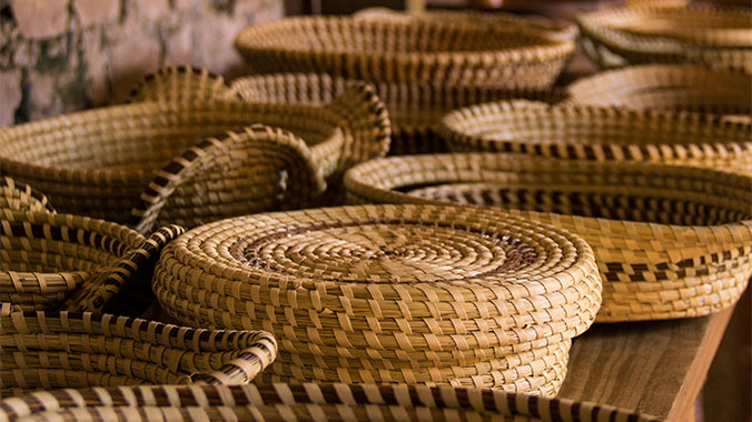 23056-sweetgrass-baskets-c.jpg
