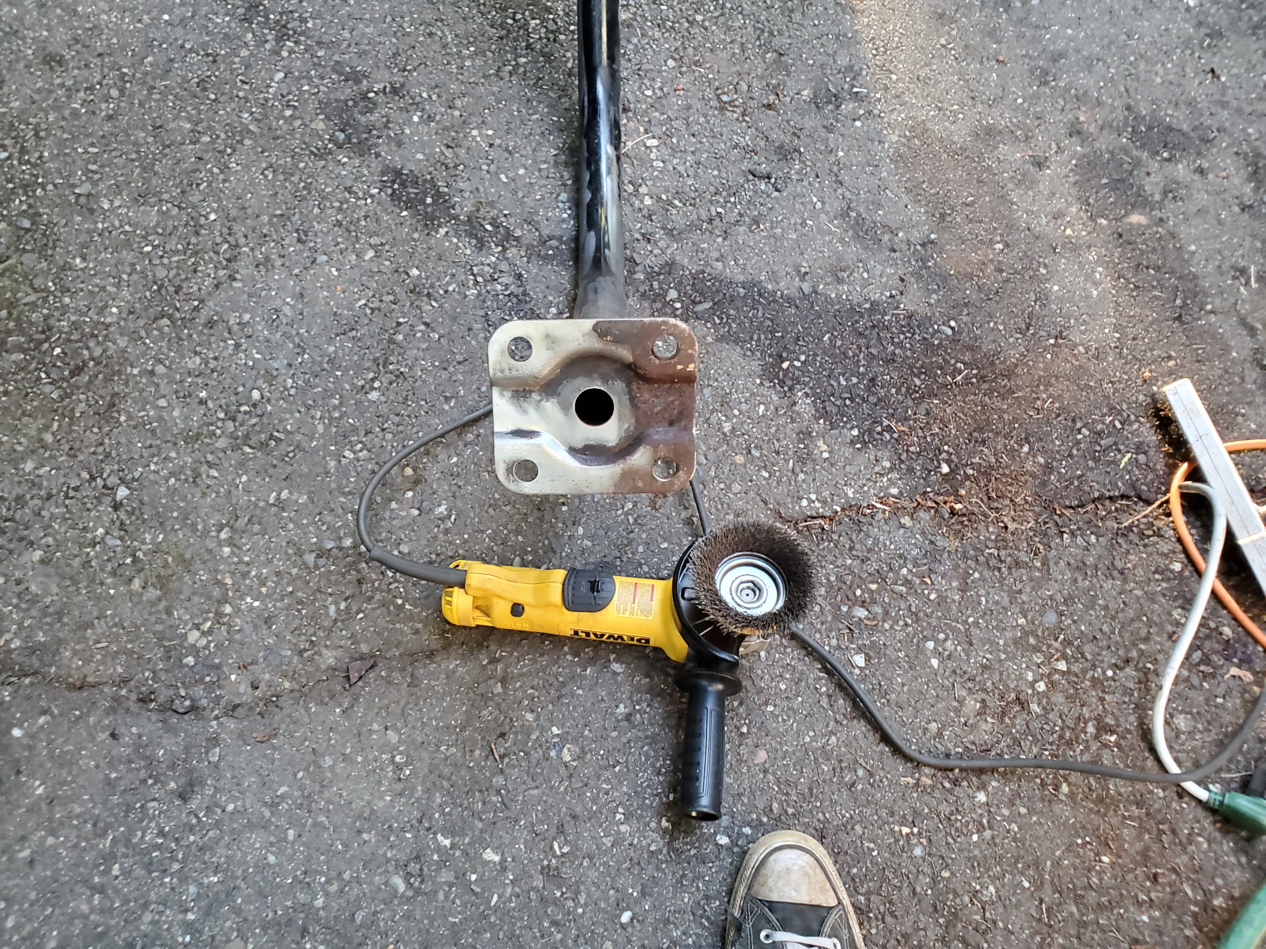 Removing rust on my FJ40 roll cage