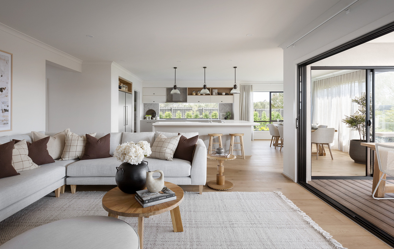 ChelseaGrand_WoodleaDV3_Living_2.jpg