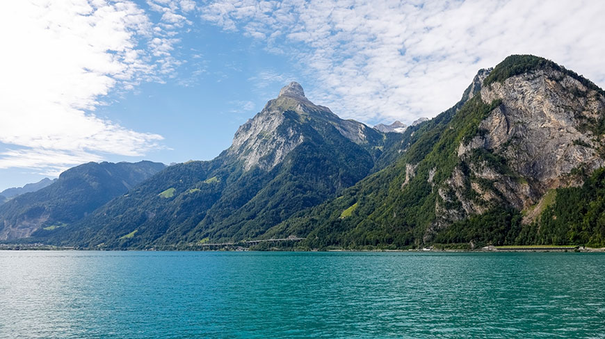 24851-CH-Lucerne-Lake-6c.jpg