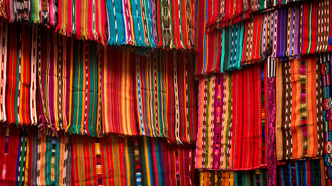 3217-guatamalan-textiles-chichi-market-c.jpg