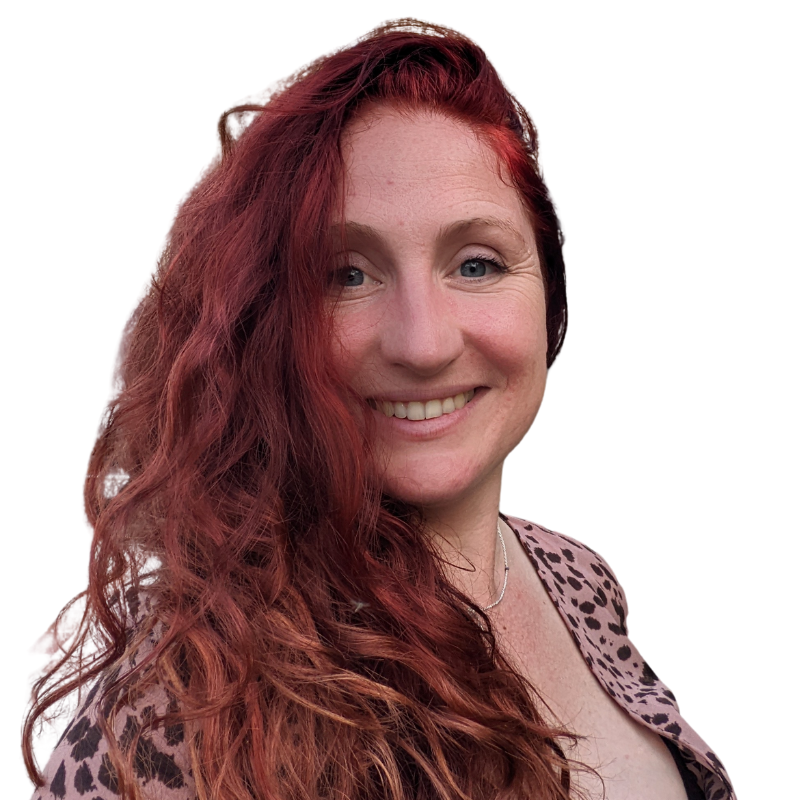 Riann Smith Profile Picture.png