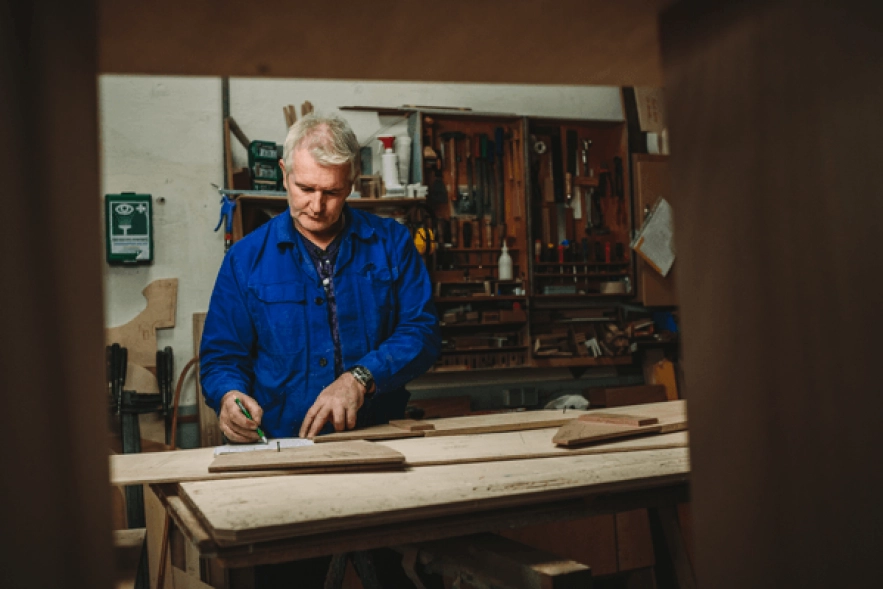 boat_maker-883x0-c-default.webp