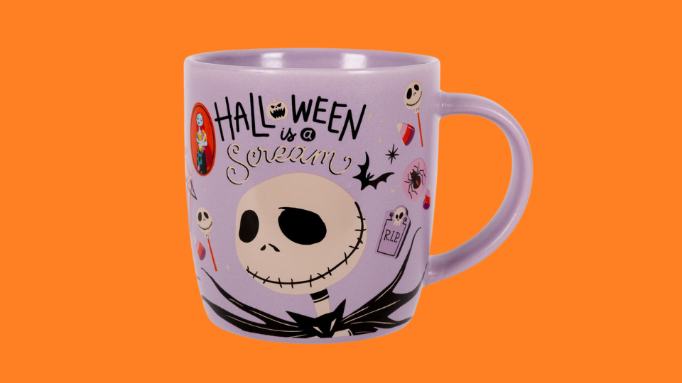 Big W purple Halloween mug