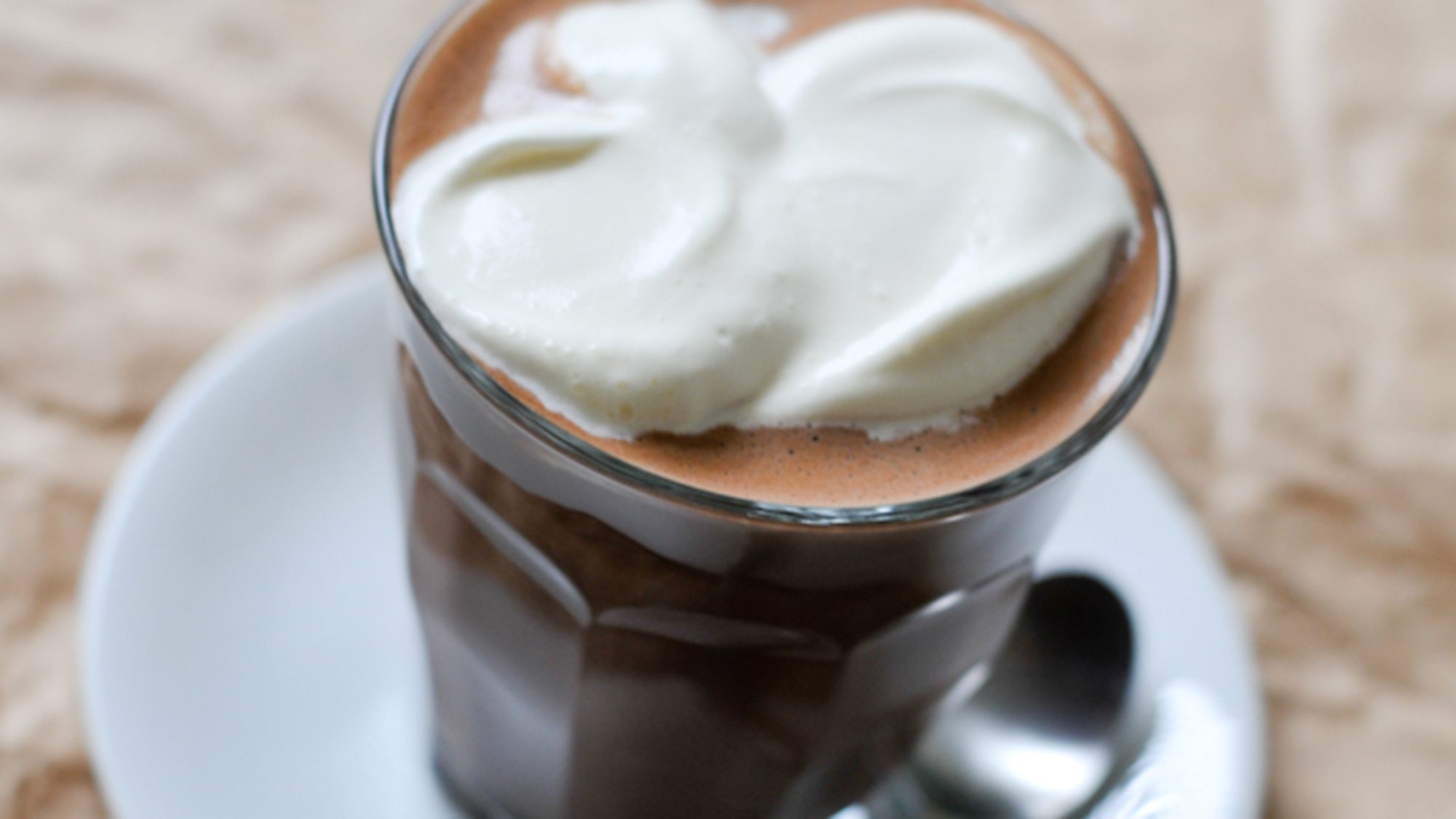 vanilla_cinnamon_hot_cocoa_2000x1125.jpg