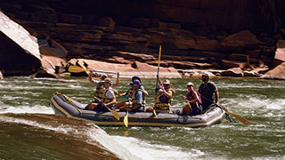 21044-rafting-grand-canyon-granite-gorge-arizona-smhoz.jpg
