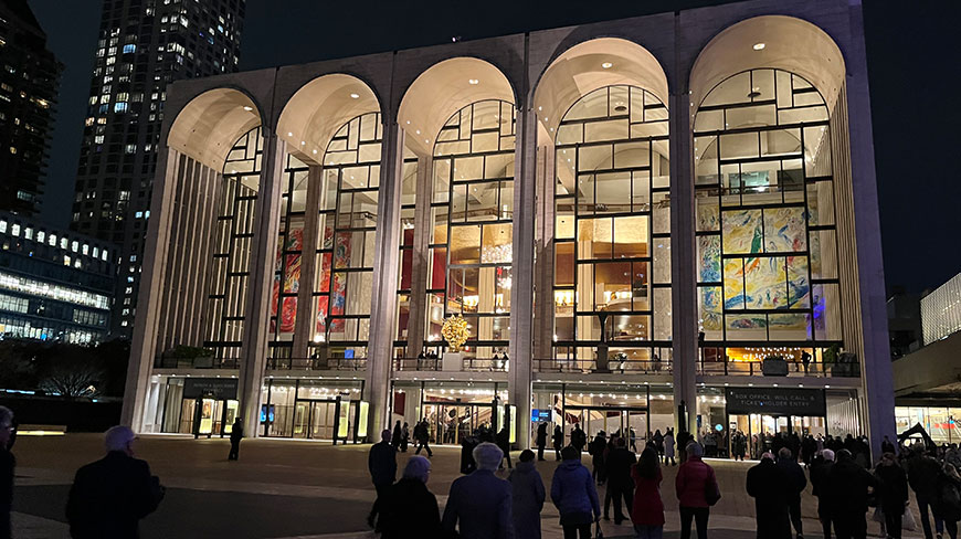 12726-NY-metropolitan-opera-house-exterior-c.jpg