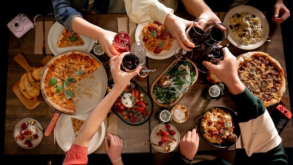 Men's Fashion, Dining