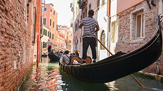 18206-Venice-Italy-smhoz.jpg