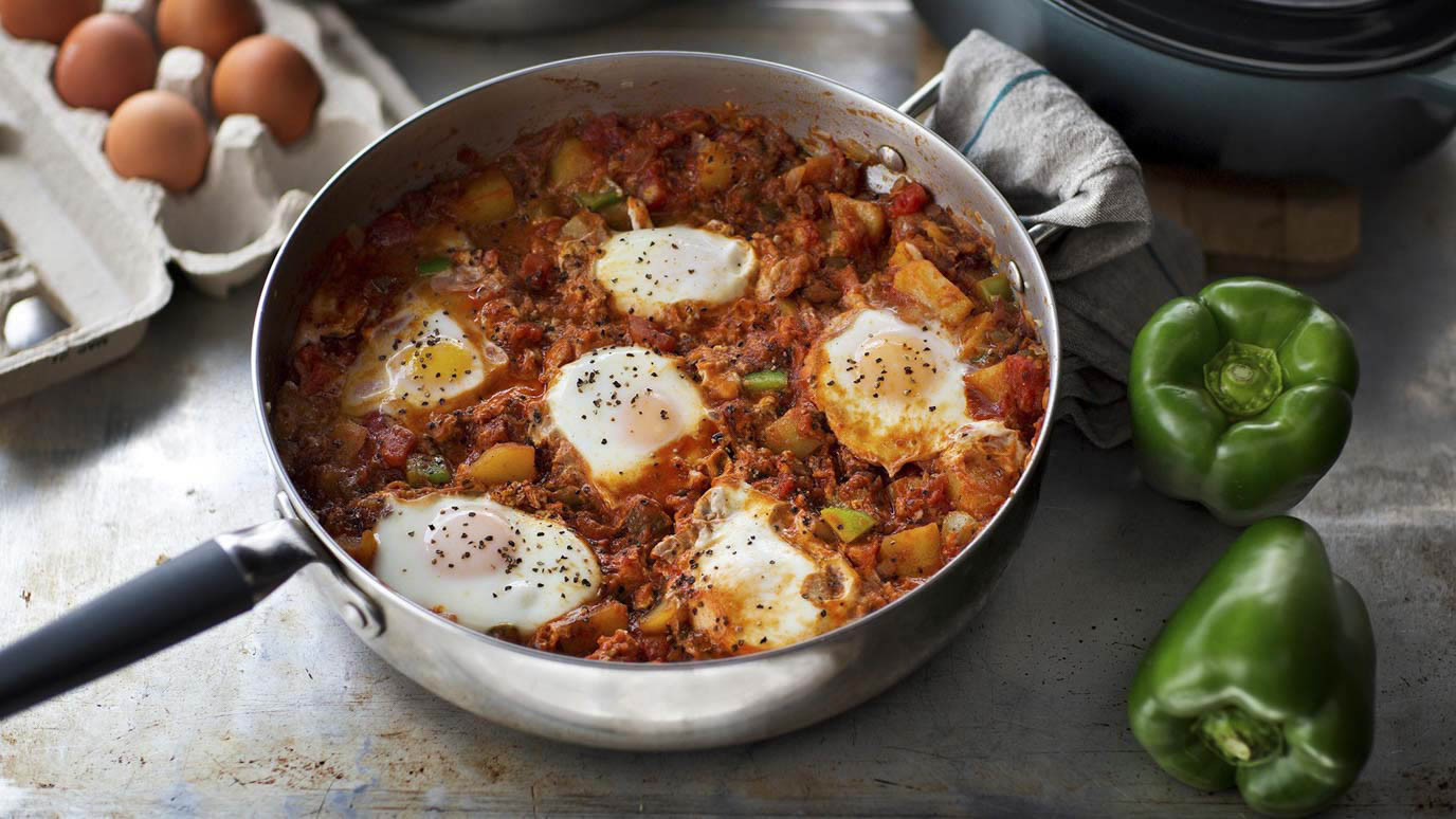 Spicy Tomato Egg Skillet