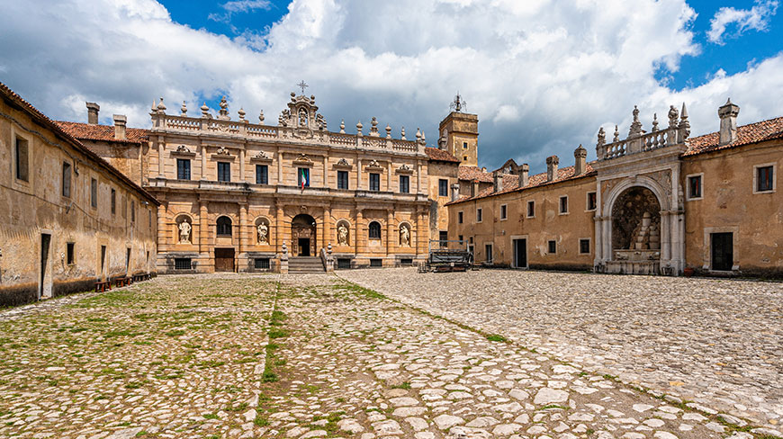 25136-IT-Certosa-di-Padula-5c.jpg