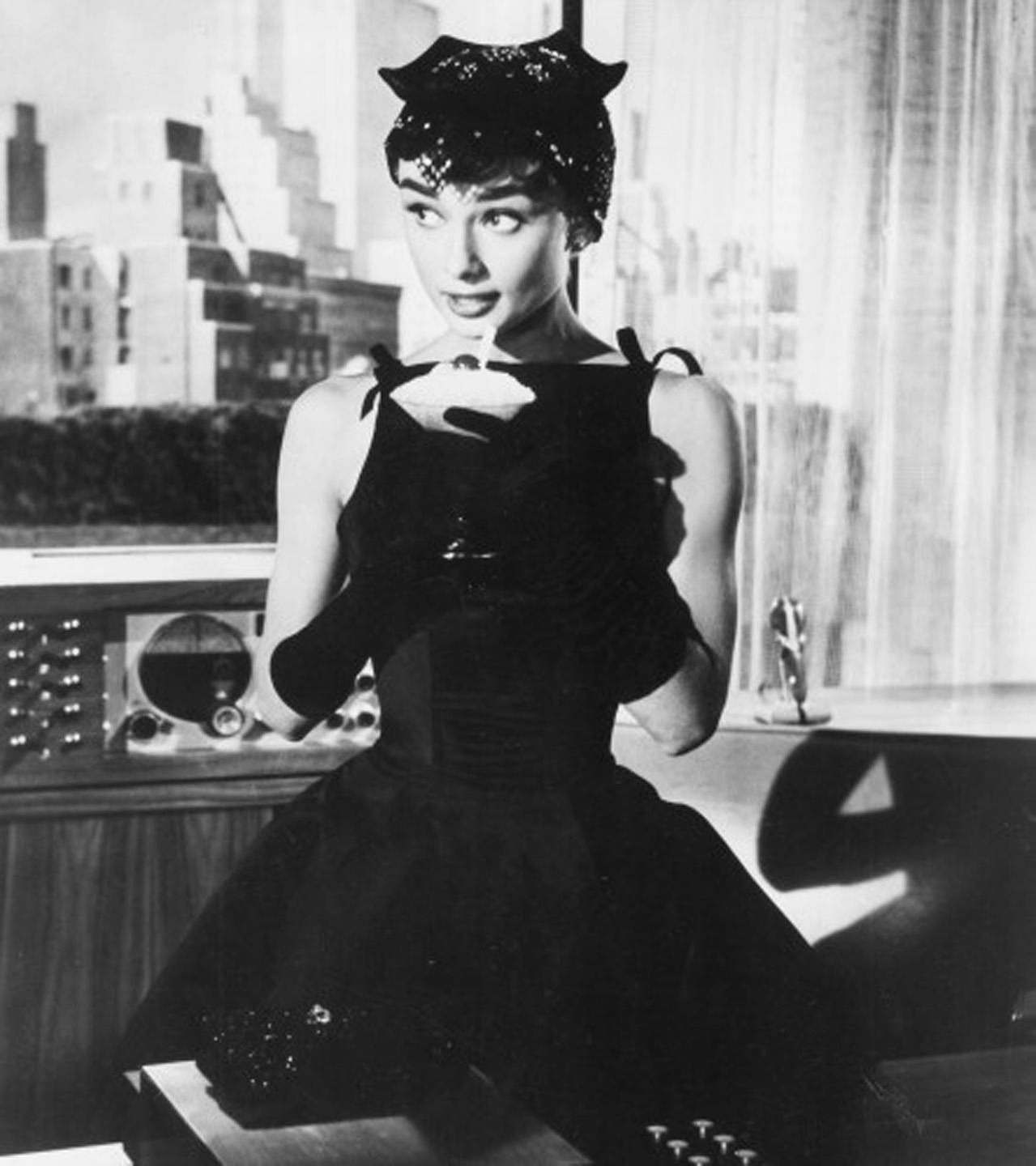 Ella Deberadine