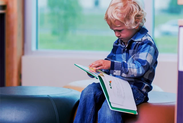 Hot polymer filtration in textile industry