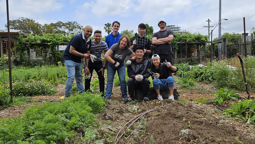 Photo of Vocus volunteers on the farm