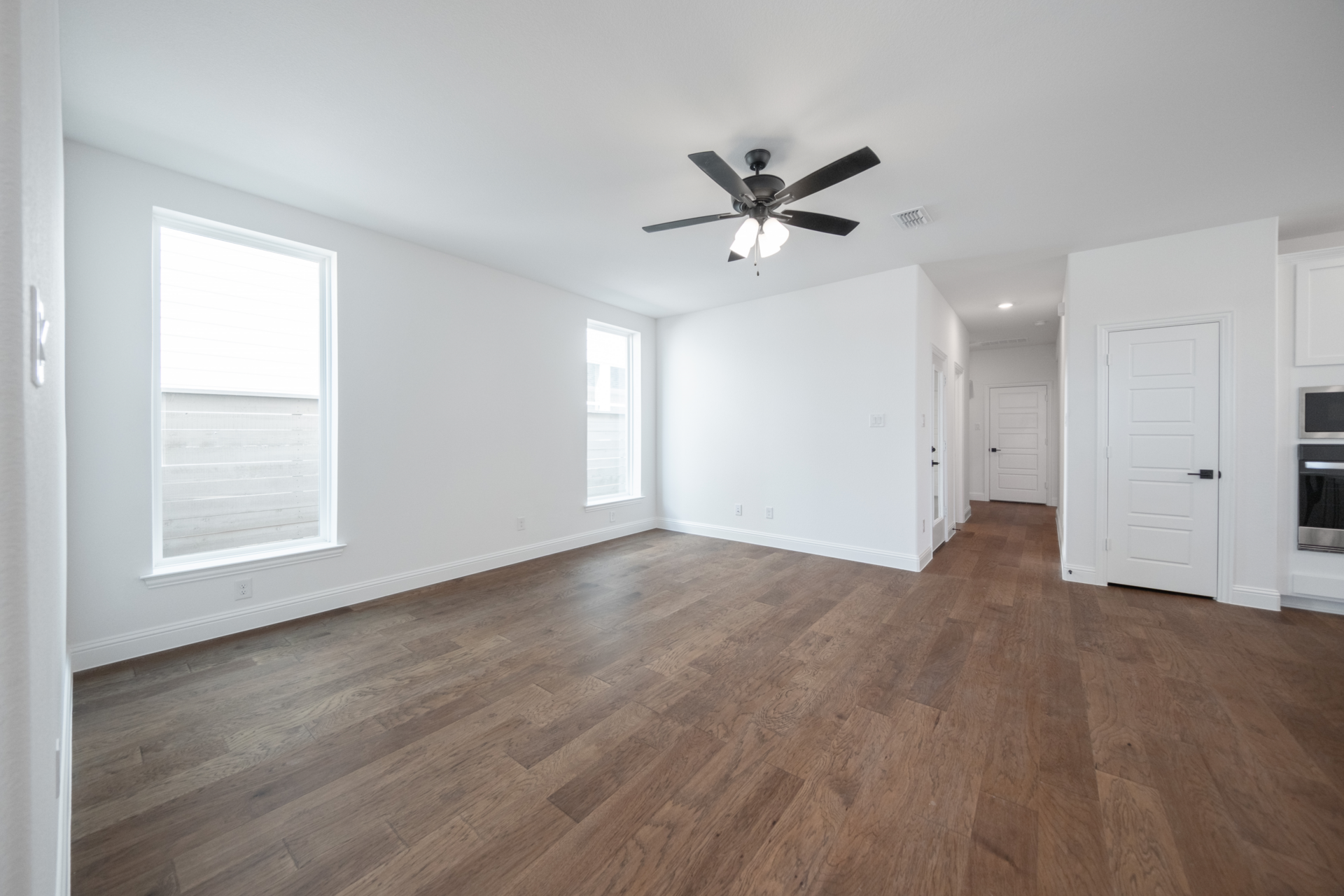 04ed2751-07db-49cf-95d5-8d722507a58c