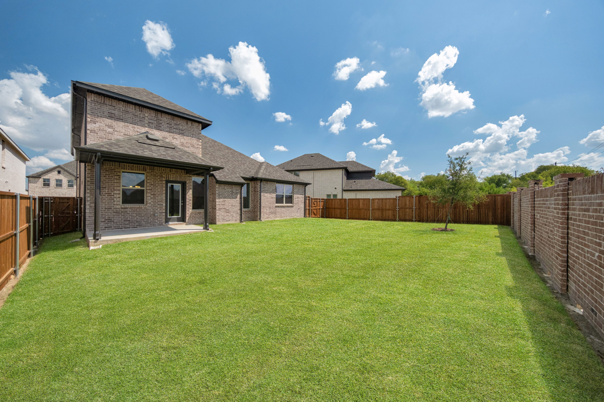 0520df66-0ac6-46d8-98b9-7bf2700df67e