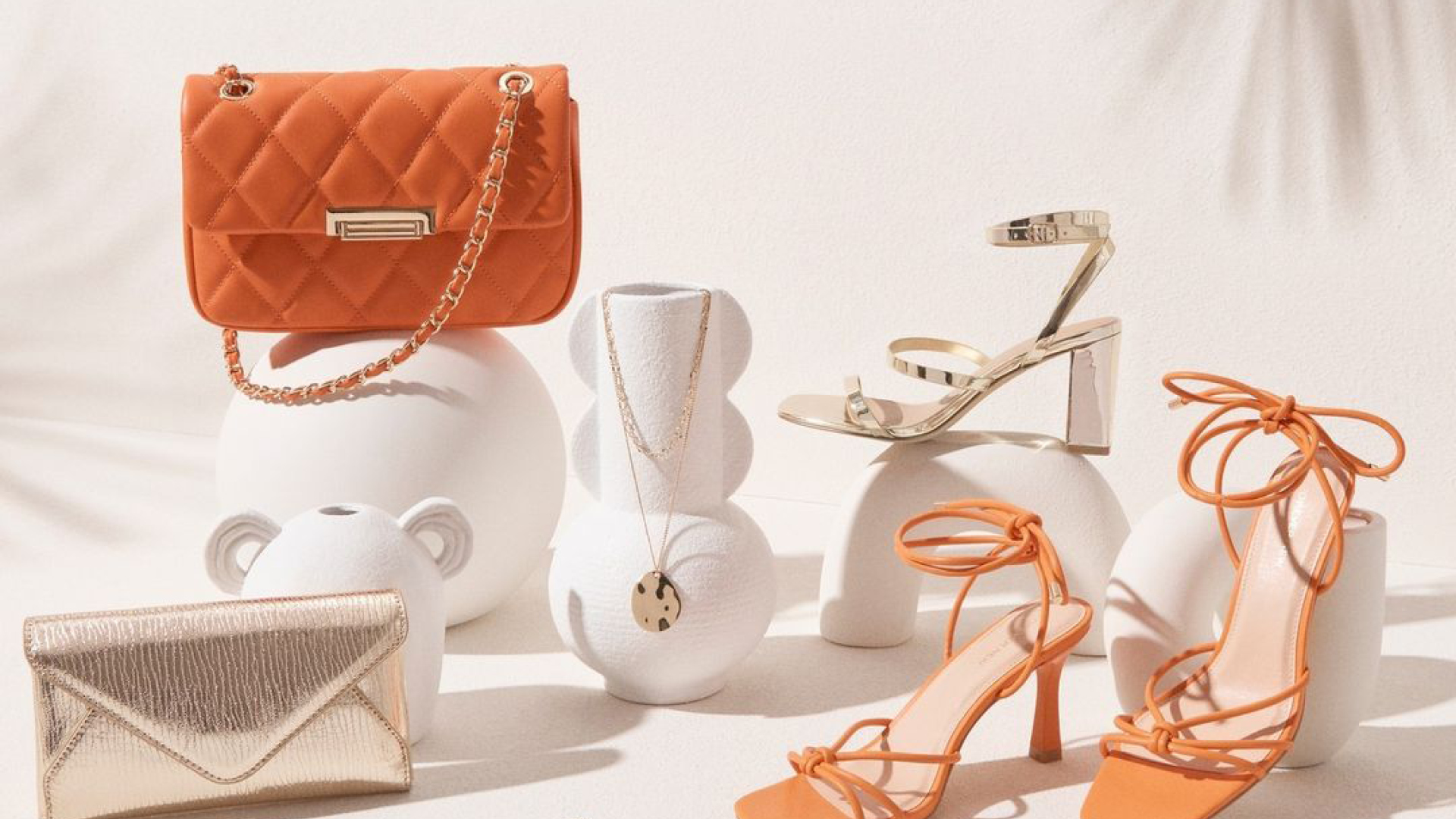 Spring accessories
