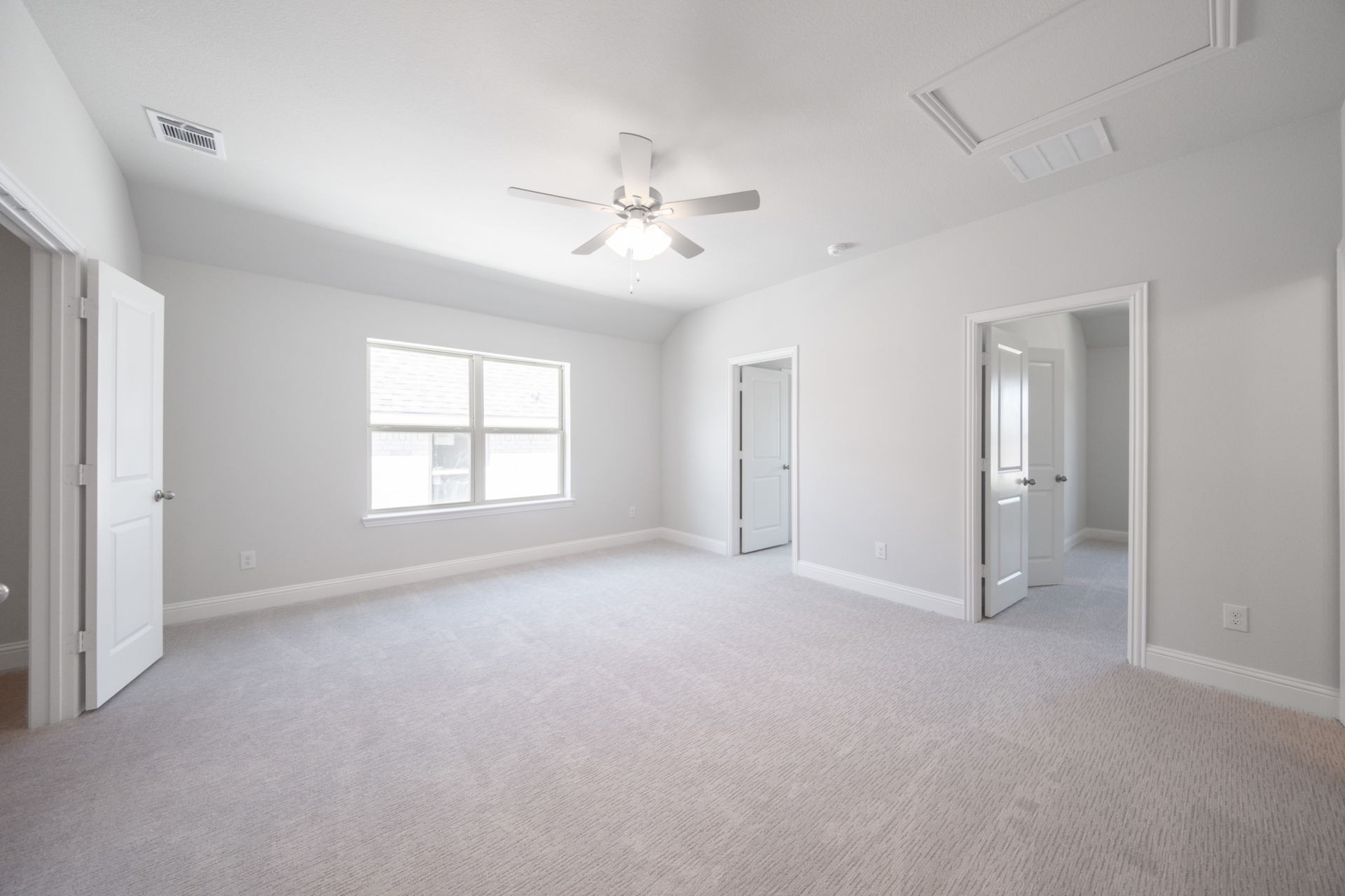 0d03edad-3595-4910-bb02-0e2bc9e5d686