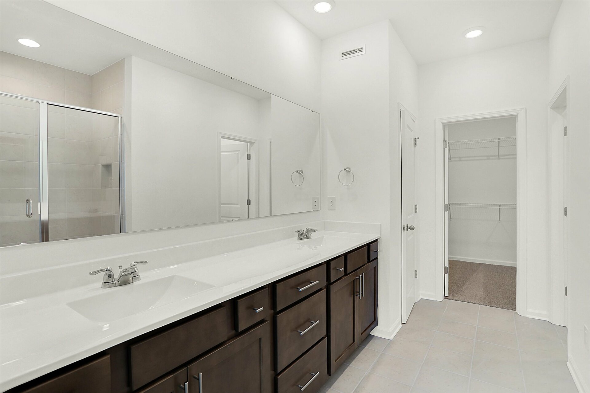 10400970-7d47-4f65-8fbe-67c728e4a3db