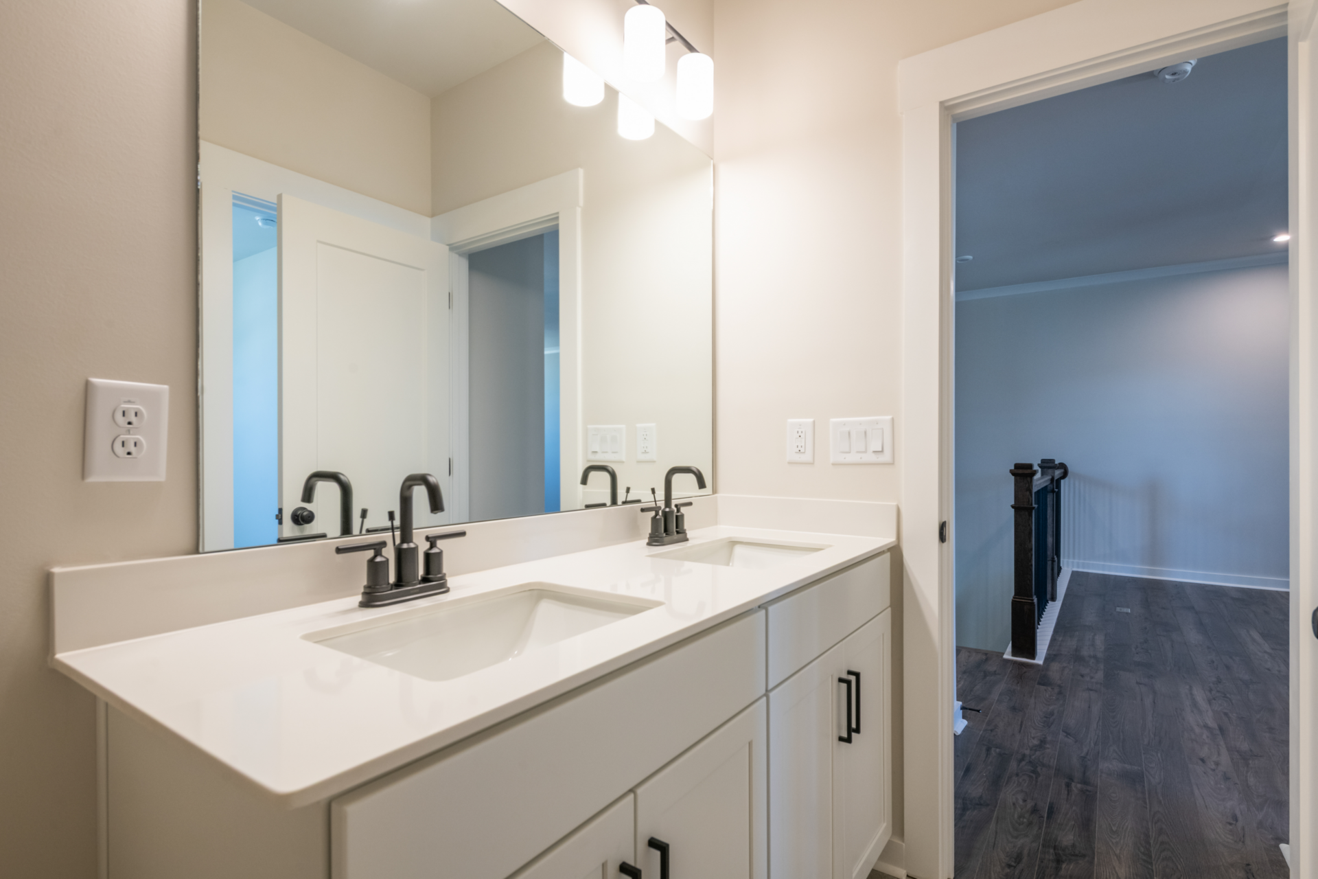 1eb65fcf-7289-47db-9f1d-9c0074be766d