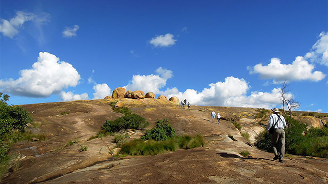 Southern Africa By Train: South Africa, Mozambique, Swaziland & Zimbabwe