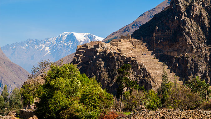 Machu Picchu and Rapa Nui