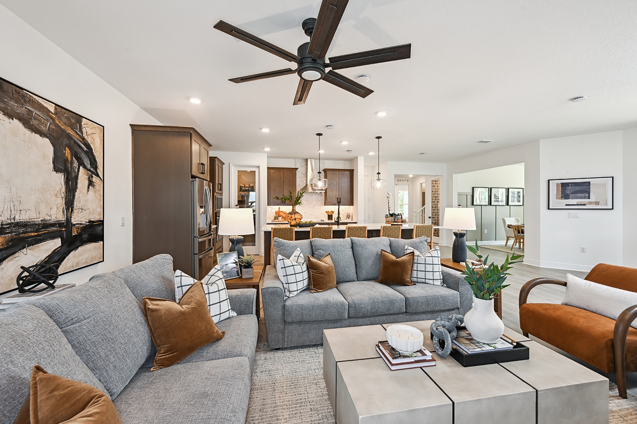 2b073419-d04b-48a2-83d6-46baeb74157e