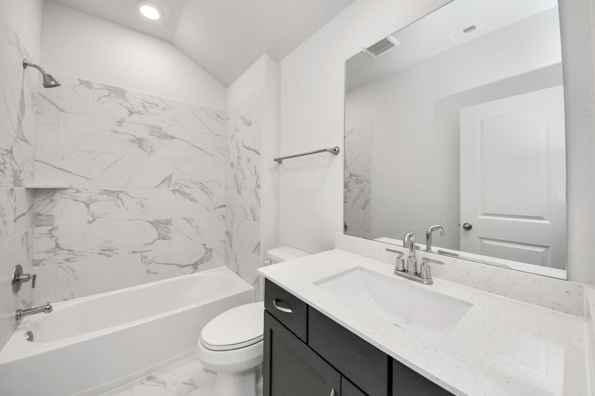 2ed445fb-8254-43ff-9719-031285cf28f3