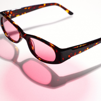 Wine tinted lens