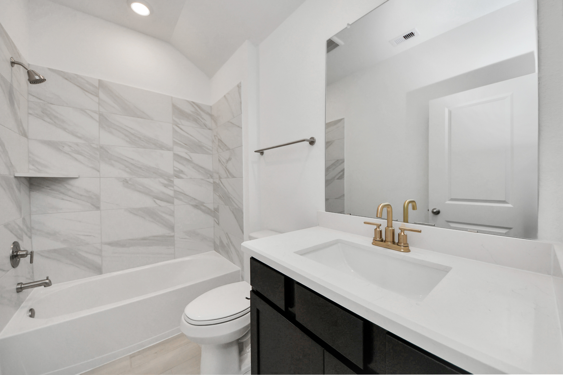 5001c72f-b0ad-47b9-a919-e7a0bb512f28