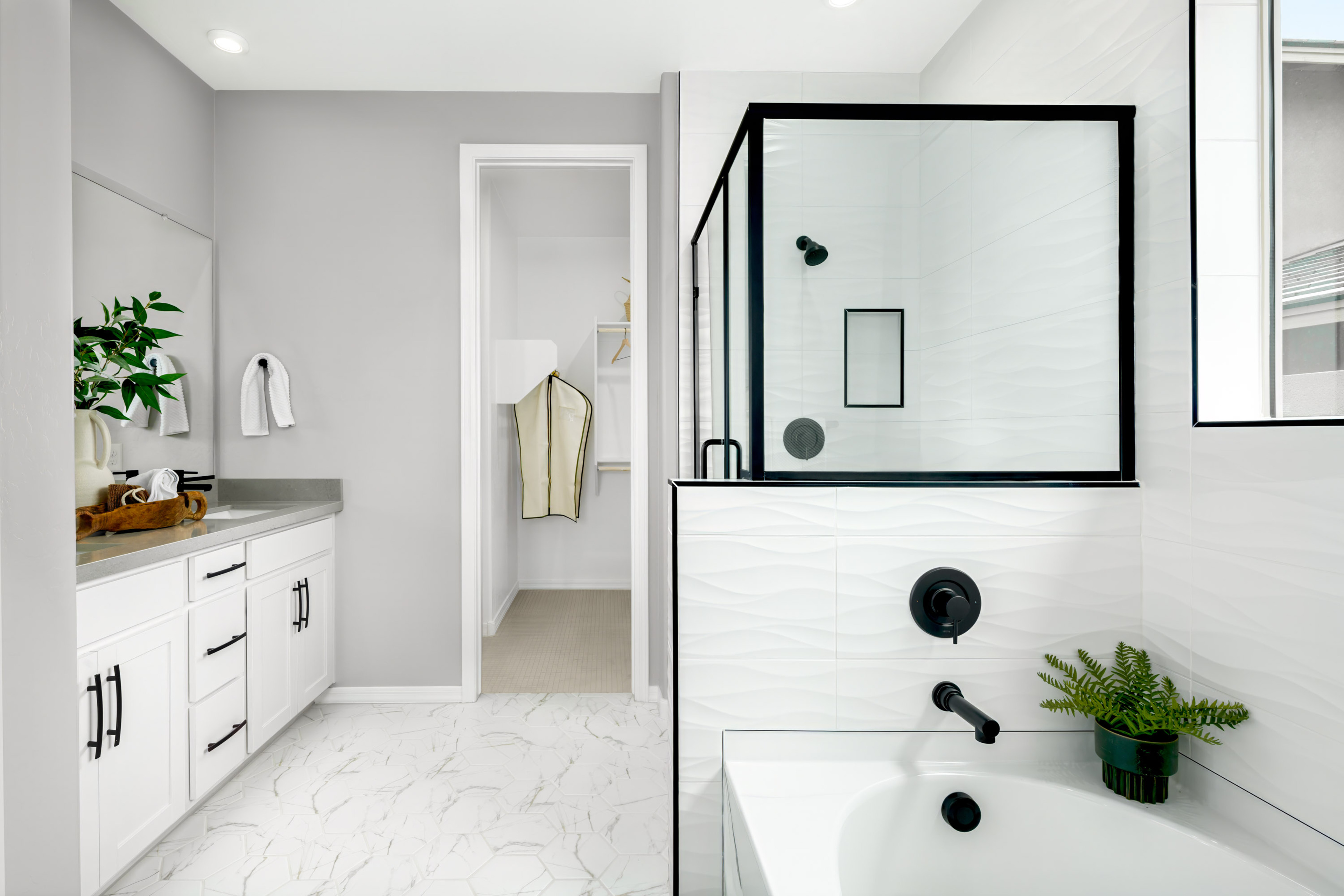 532051ba-79b1-49f3-bc52-5bb81994b89d