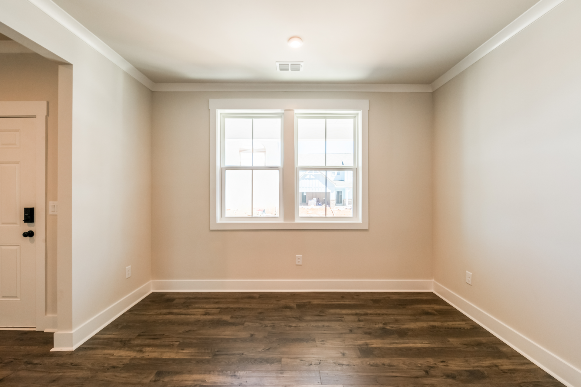 5c5a1831-8d32-4596-936e-3f0554480d15