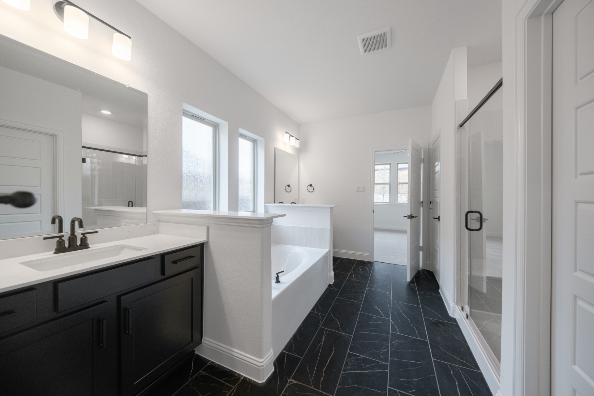 756122a4-1c61-4403-bbad-f18ba3051743