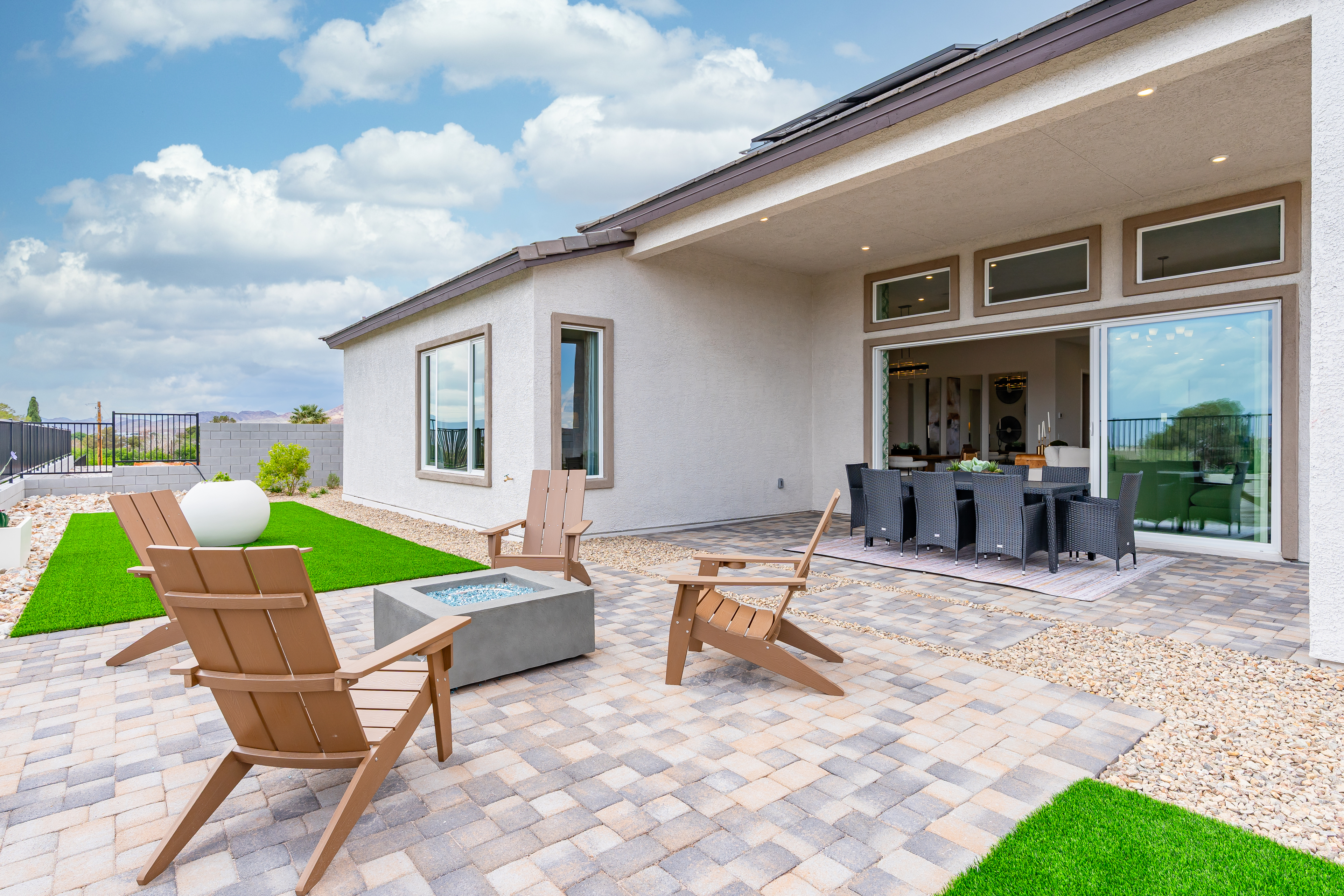 772b40b8-1768-428a-adcd-556a50d46006