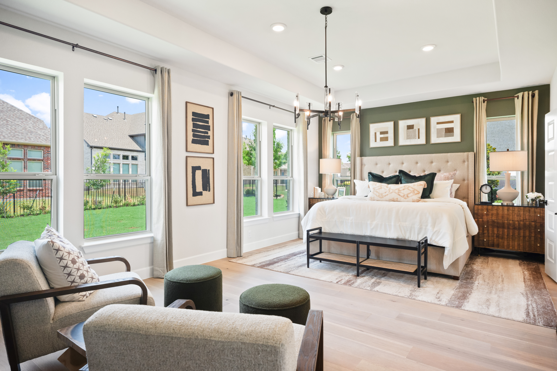 7b7e8362-8f89-4bee-8247-54a9549bee38