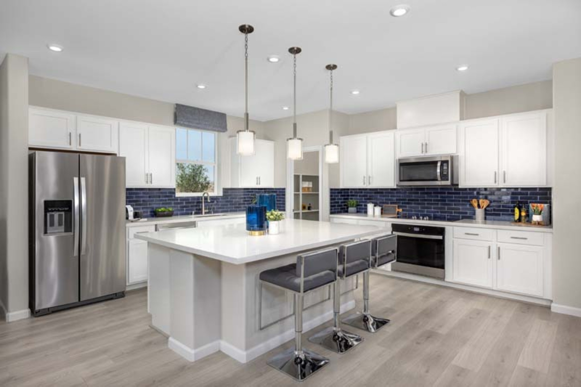 934c9dae-28df-4db6-808a-cfd3a29f28a5