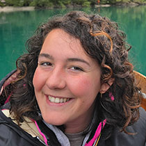 Profile Image of Carolina Alvaro