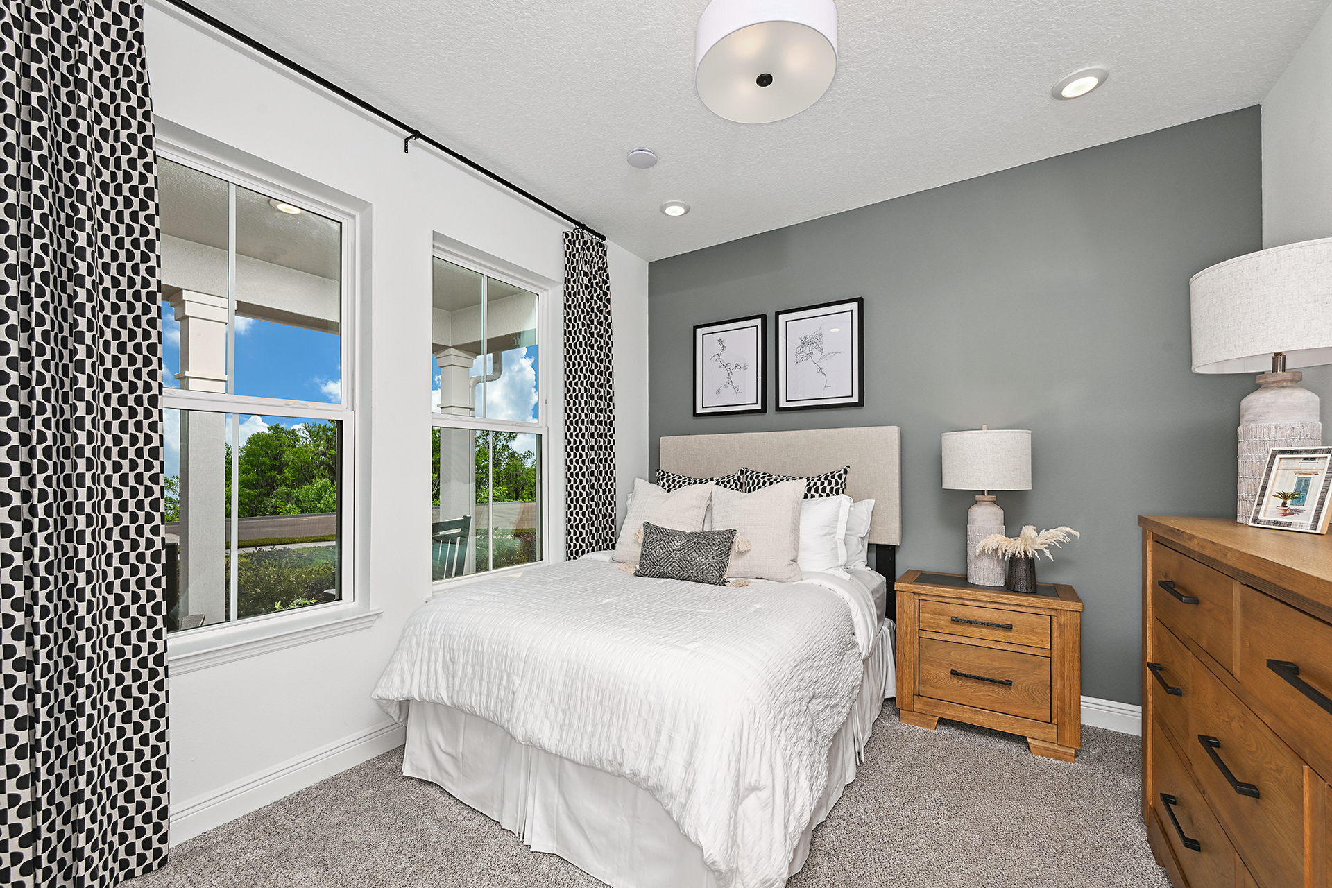 992f6df8-71f5-4955-bc82-dce5b669fa36