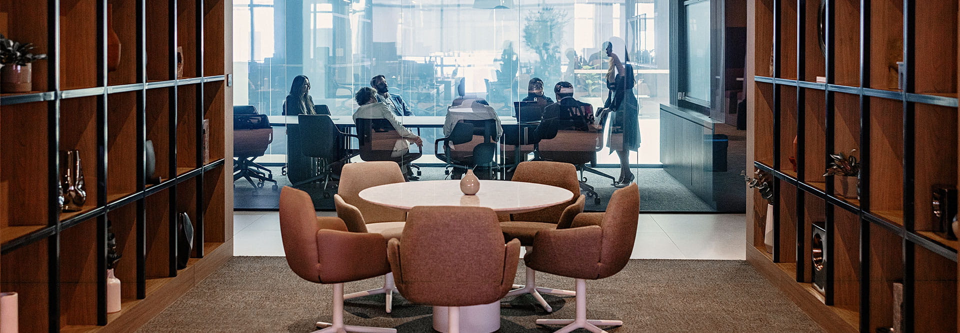 How to Decorate Your Modern Office? | Aldar