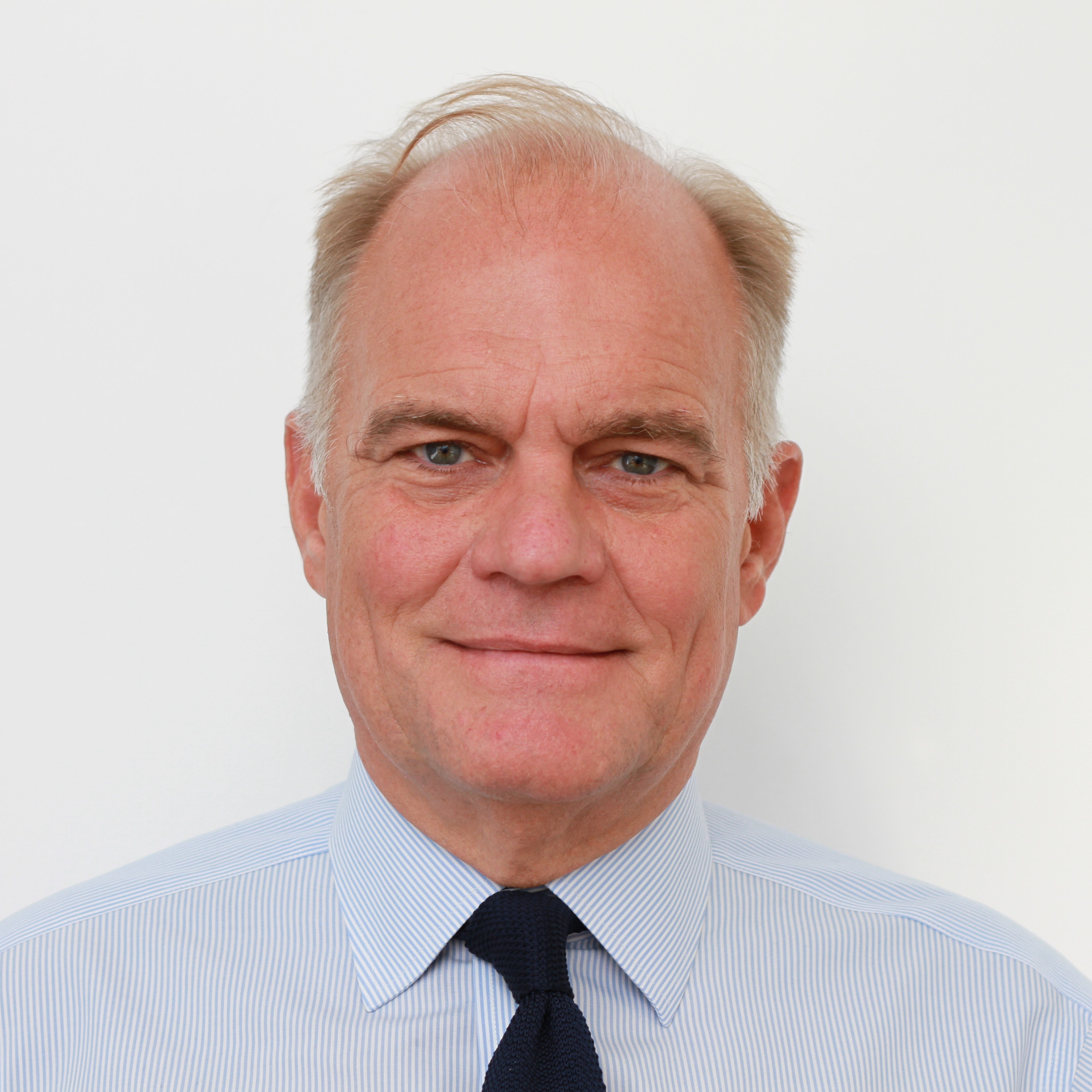 Headshot of Ben Farrell