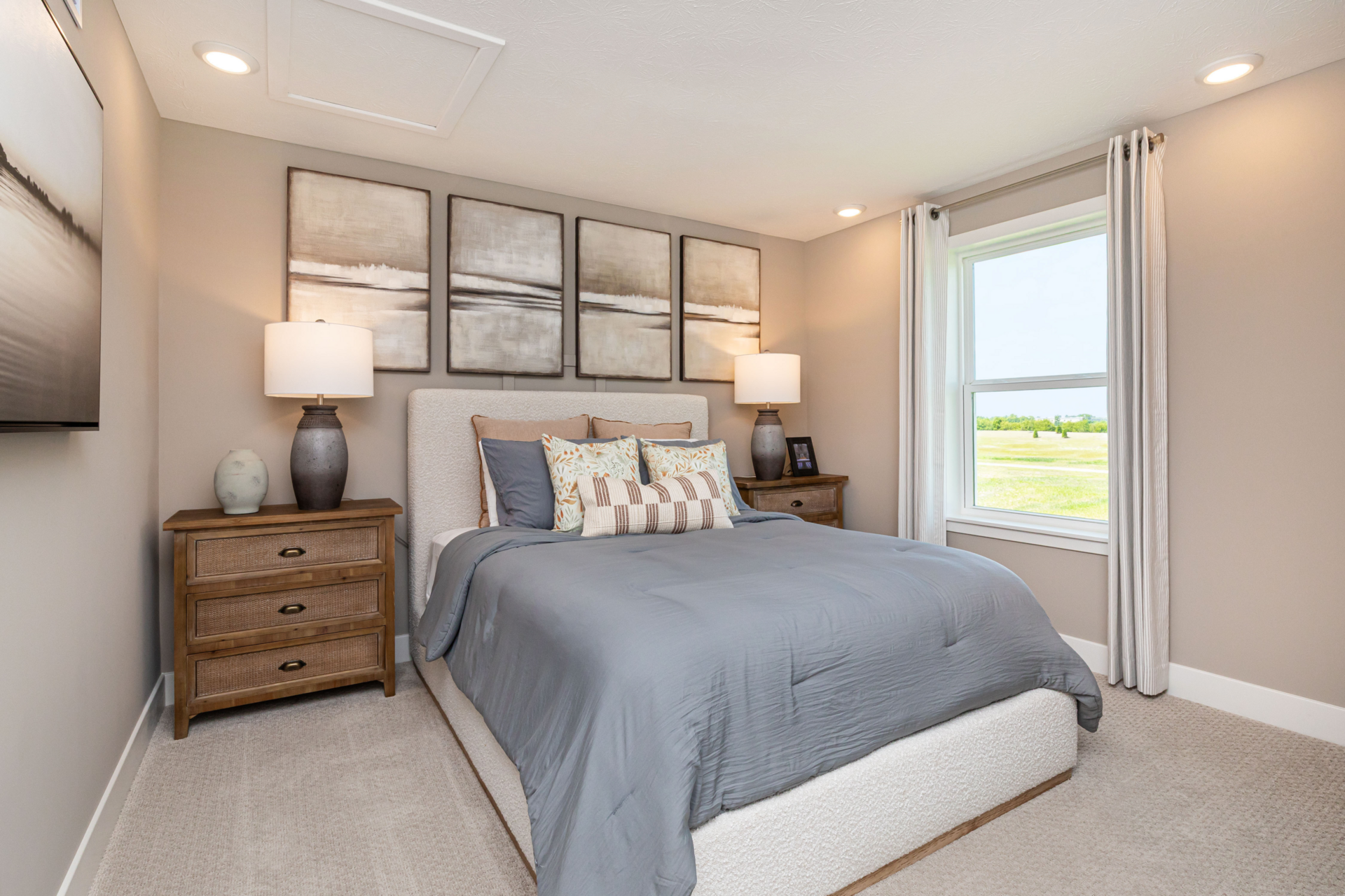 Charleston Secondary Bedroom.jpg