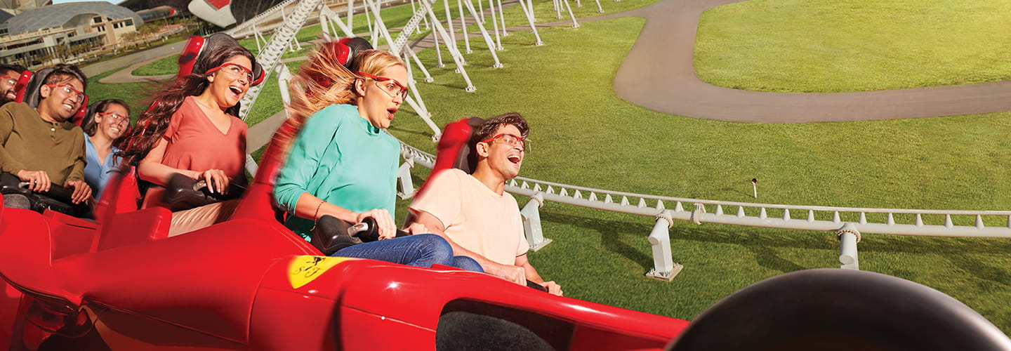 عالم فيراري أبوظبي: مغامرات لعشاق السرعة | الدار