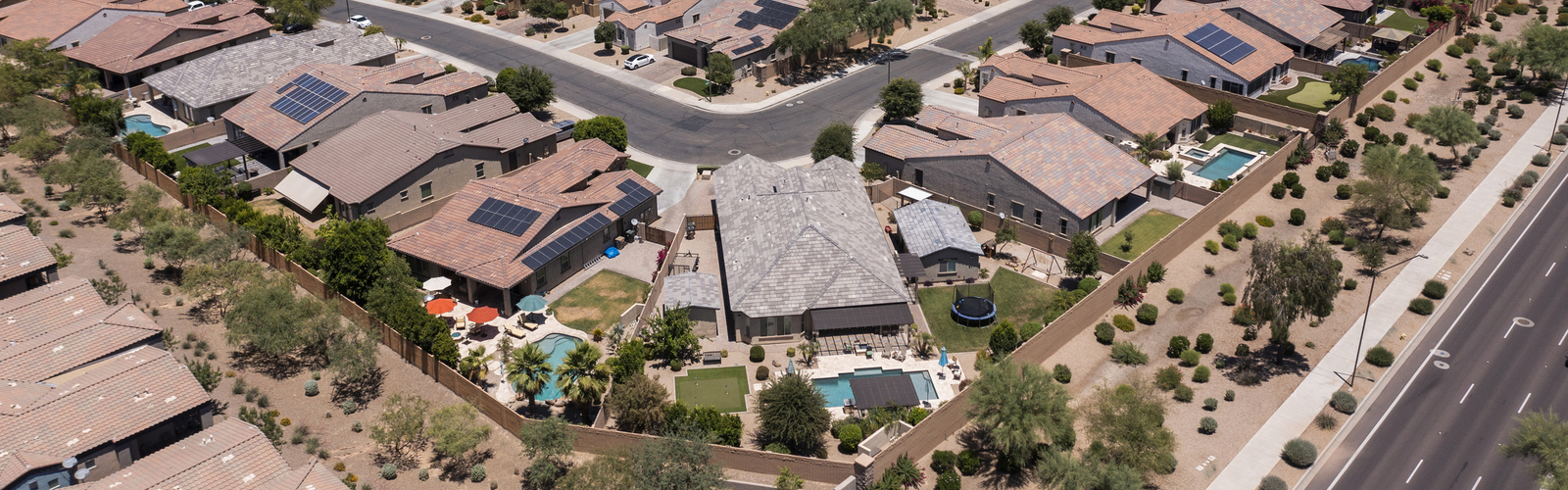 A shot of the major city in Arizona