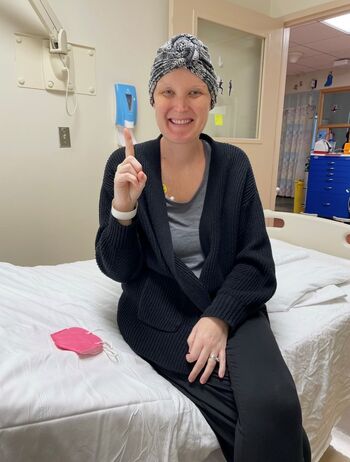 In this photo, Heather marks her first treatment on the dendritic cell therapy, which uses a person’s own dendritic cells, a type of immune cell, to fight the disease.